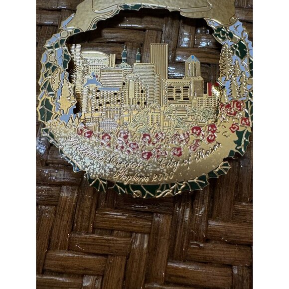 Vintage Portland Oregon Christmas Ornaments 2000-2005 Gold Tone Enamel Signed - Picture 3 of 13